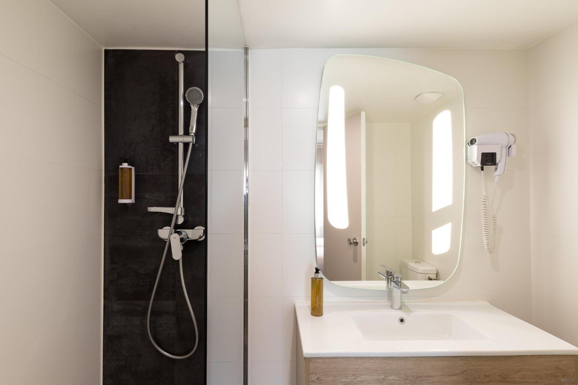 Ibis Styles Marseille Centre Prado Place Castellane Zewnętrze zdjęcie